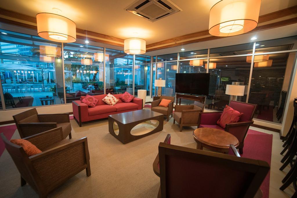 Radisson Hotel Trinidad Port of Spain Ngoại thất bức ảnh