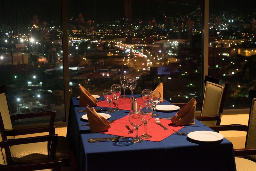 Radisson Hotel Trinidad Port of Spain Ngoại thất bức ảnh