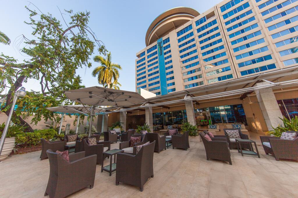 Radisson Hotel Trinidad Port of Spain Ngoại thất bức ảnh